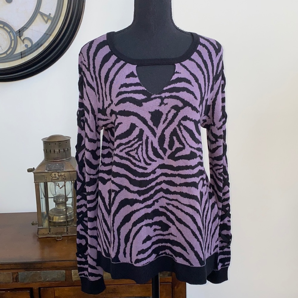 GUC Rock & Republic Animal Print Knit Sweater M